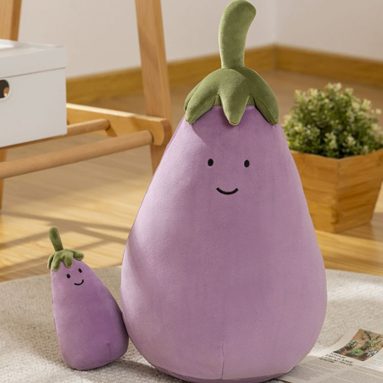 Ikke falmende aubergine plyslegetøj